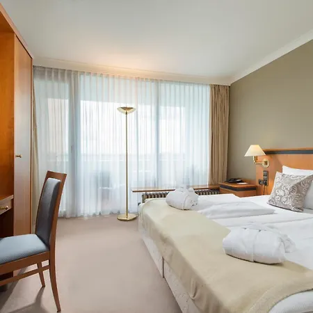 Wyndham Garden Lahnstein Hotel 4*