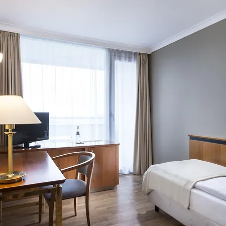 酒店 温德姆花园拉恩斯坦科布伦茨酒店 4*