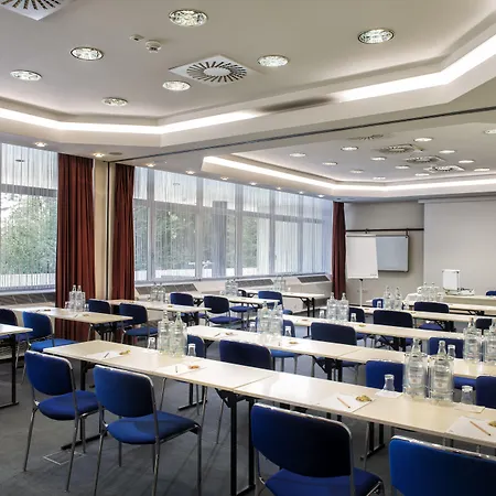 Hotel Wyndham Garden Lahnstein 4*