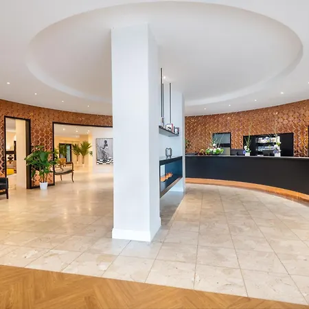 Hotell Wyndham Garden Lahnstein