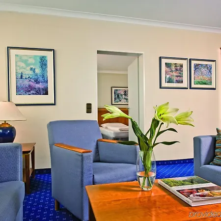 Hotel Wyndham Garden Lahnstein 4*