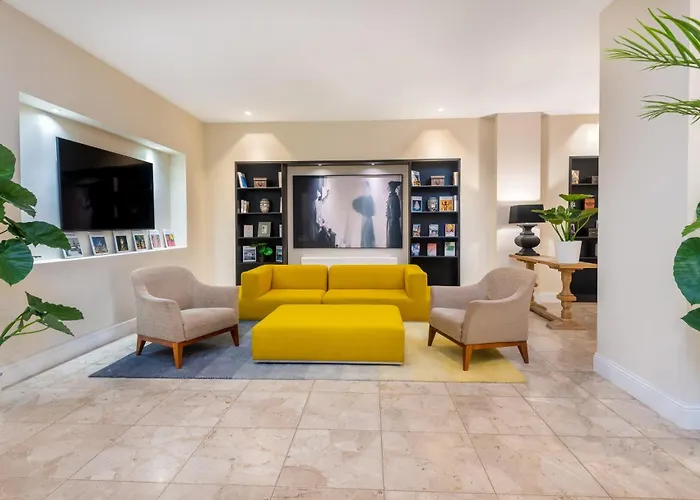 ويندهام غاردن لاهنستين كوبلنز 4*