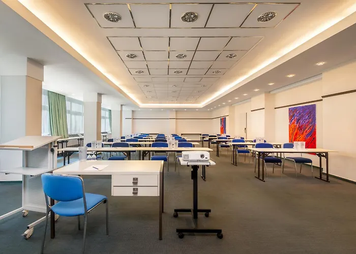 ويندهام غاردن لاهنستين كوبلنز 4* كوبلنس