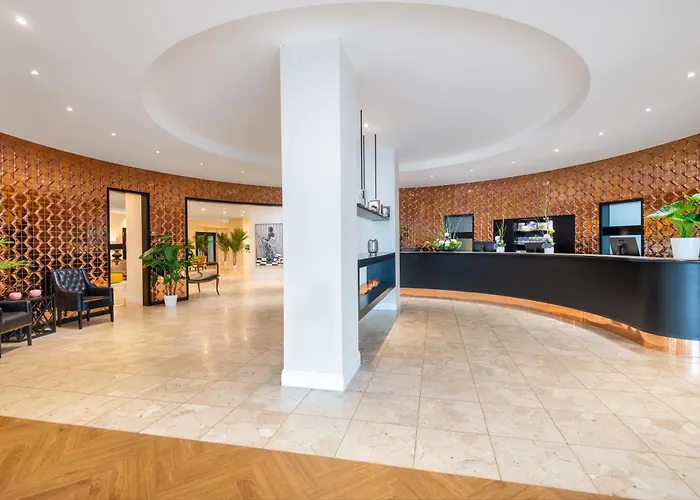 فندق ويندهام غاردن لاهنستين كوبلنز